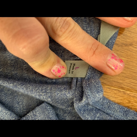 NWOT ATHLETA COLD SHOULDER TEE - Picture 5 of 6